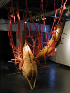 WOHIN IST VORWÄRTS ? Installation Galerie Artlantis 2004